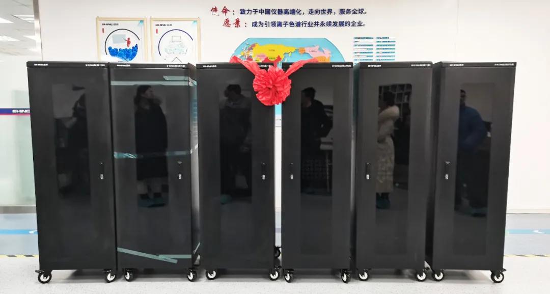 盛瀚在線(xiàn)酸雨檢測(cè)離子色譜儀正式交付發(fā)貨！