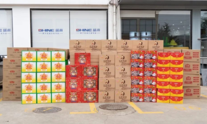 小年至 年味濃！關(guān)懷備至，濃濃溫情暖人心